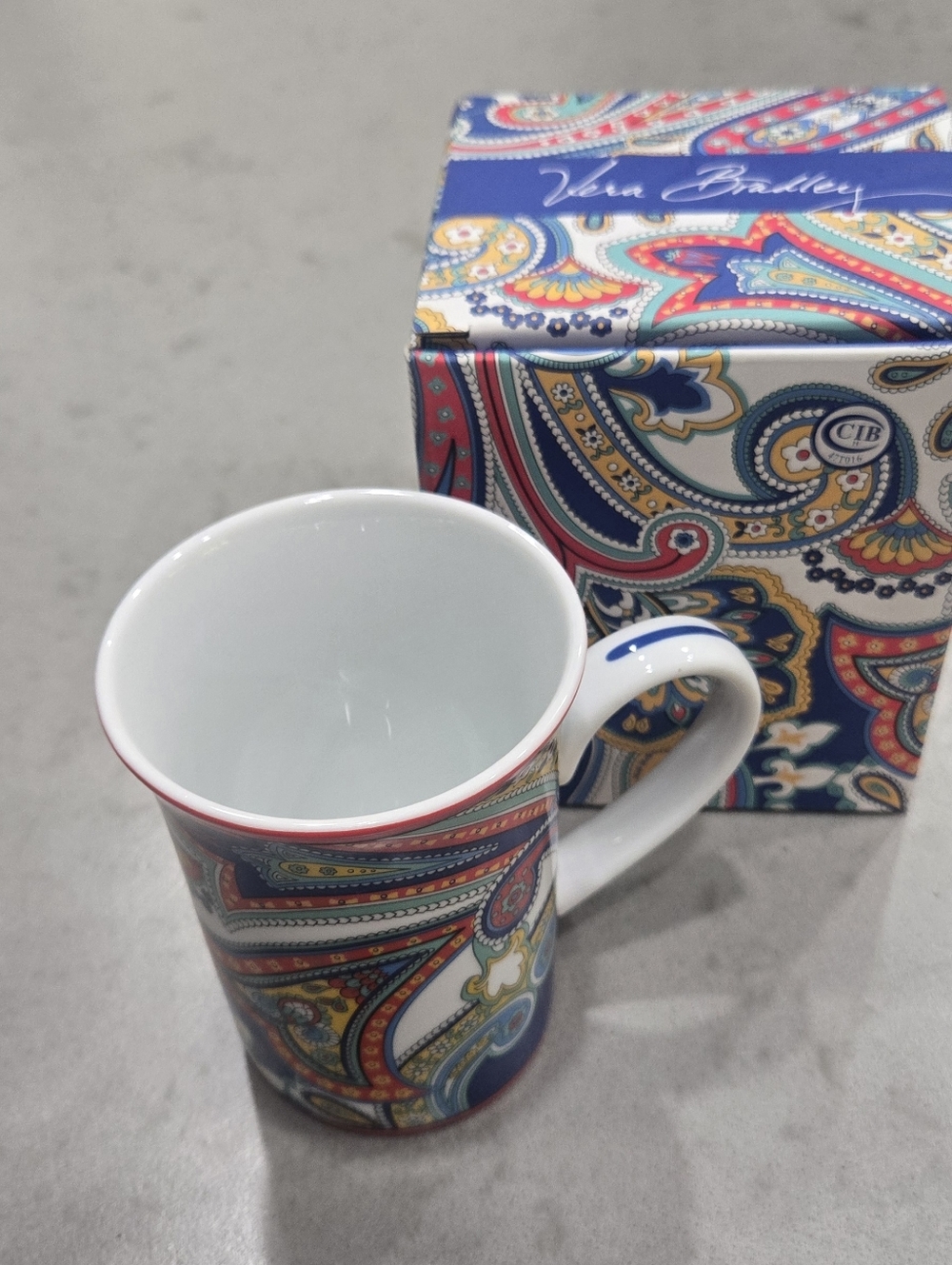 New In Box! Vera Bradley's MARINA PAISLEY Porcelain Tea Cup Mug. Item 12665.